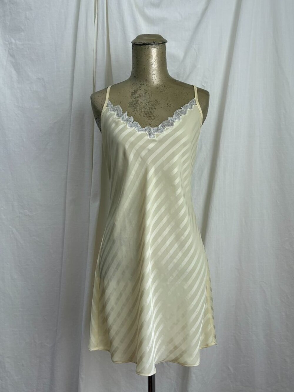 Vintage Josie Natori Butter Yellow Nightgown Lingerie Slip Lace Trim Nightgown